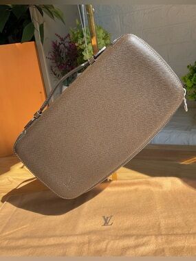 ✅LV CLUTCH TRAVEL ORGANIZER MI1014 LOUIS VUITTON AUTHENTIC